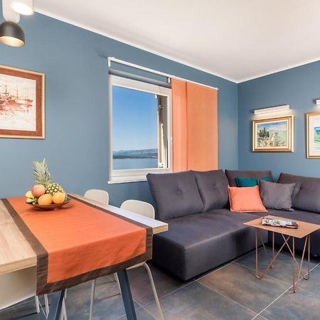 Apartmani Heni Vrbnik Εξωτερικό φωτογραφία