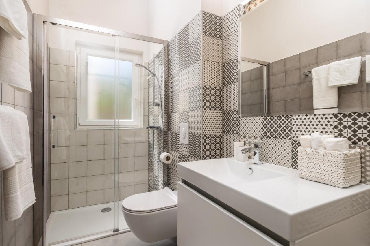 Apartmani Heni Vrbnik Εξωτερικό φωτογραφία