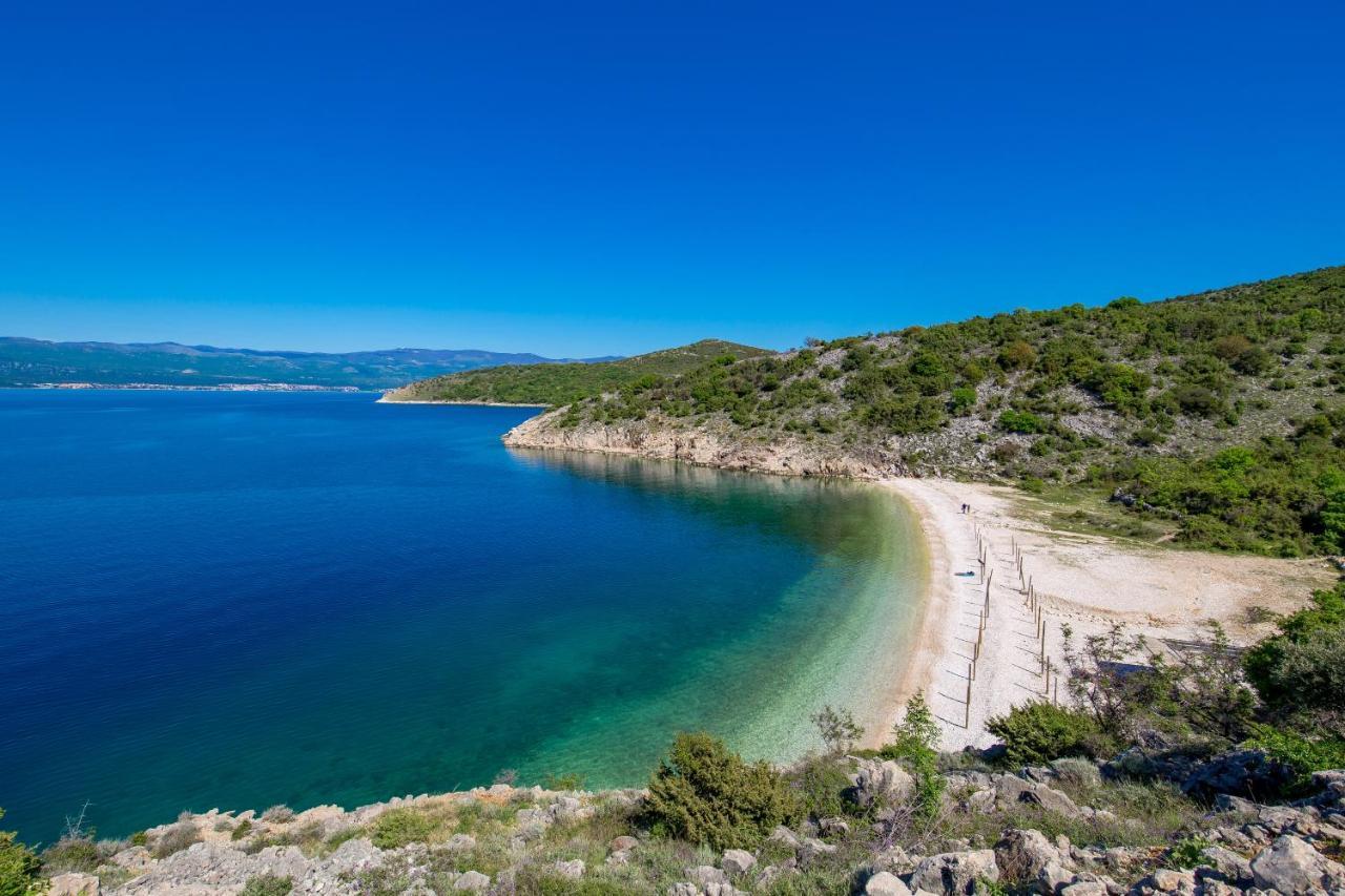 Apartmani Heni Vrbnik Εξωτερικό φωτογραφία