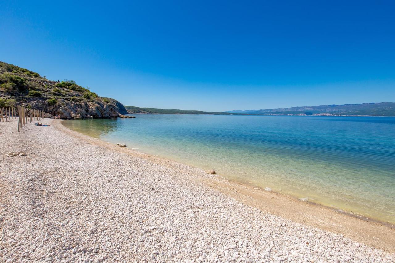 Apartmani Heni Vrbnik Εξωτερικό φωτογραφία