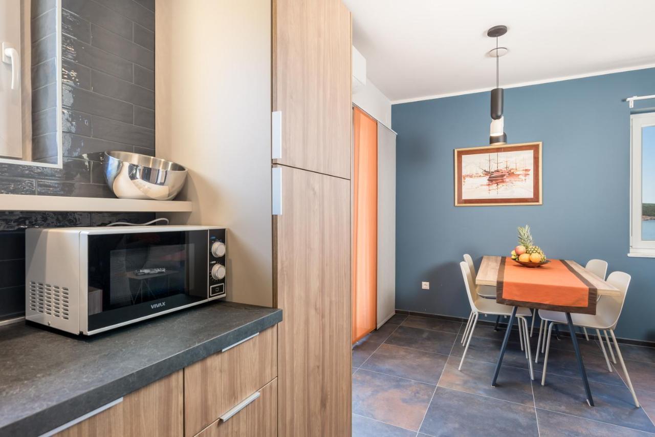 Apartmani Heni Vrbnik Εξωτερικό φωτογραφία