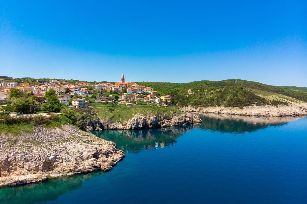 Apartmani Heni Vrbnik Εξωτερικό φωτογραφία
