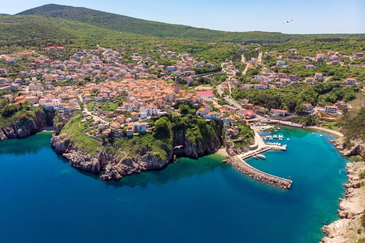 Apartmani Heni Vrbnik Εξωτερικό φωτογραφία