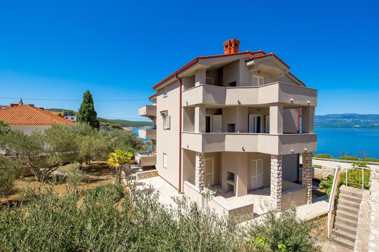 Apartmani Heni Vrbnik Εξωτερικό φωτογραφία